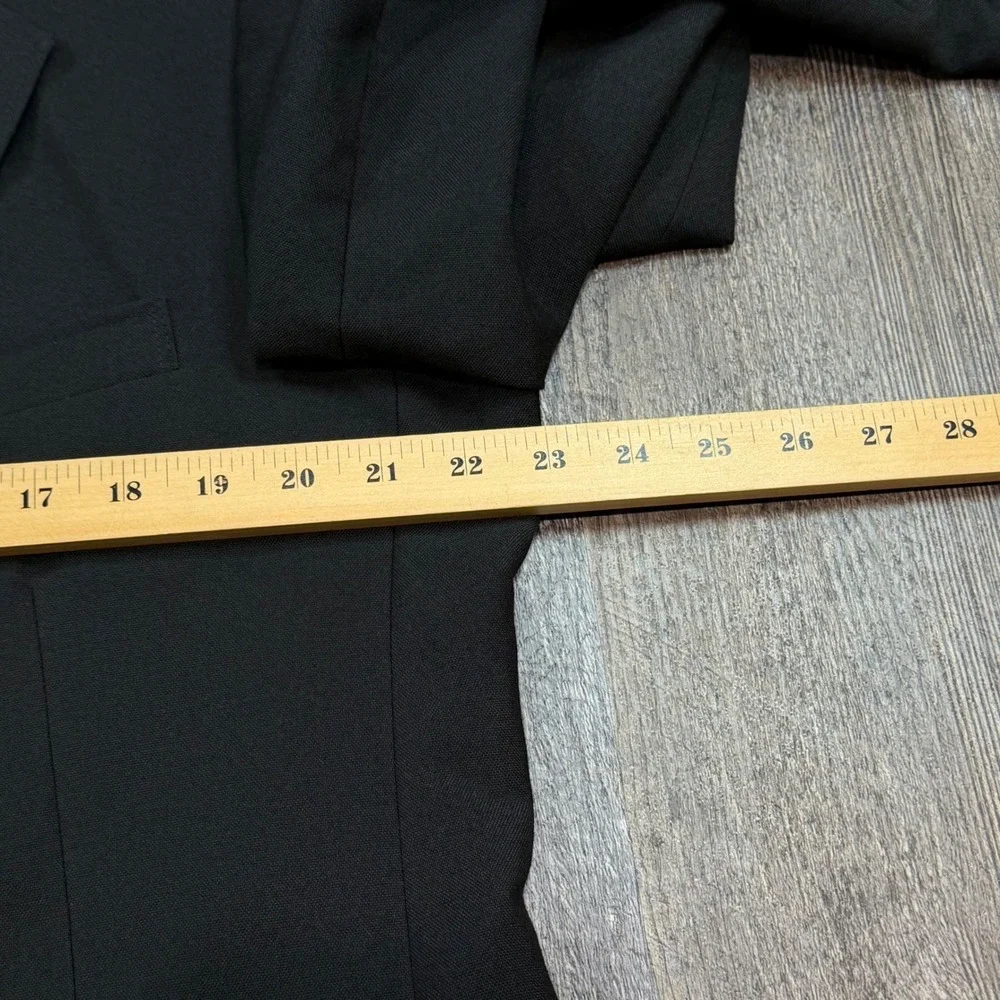 David Taylor Blazer Men 44R Black Gold Crest Button Two Button Sport Coat Jacket